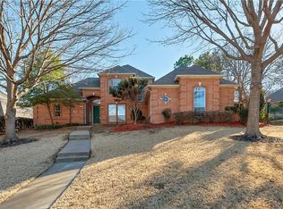 2809 Kingswood Dr, Grapevine, TX 76051