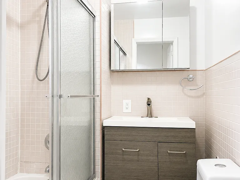 2277 Steinway St #3 — Photo 4
