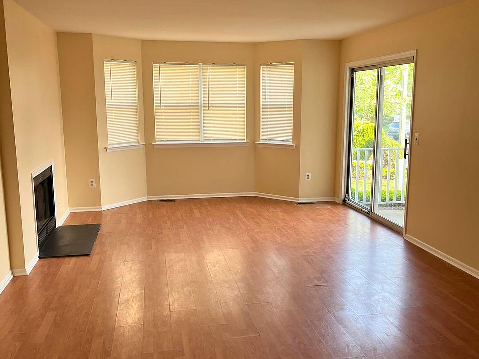 393 Keswick Dr, Piscataway, NJ 08854 Zillow