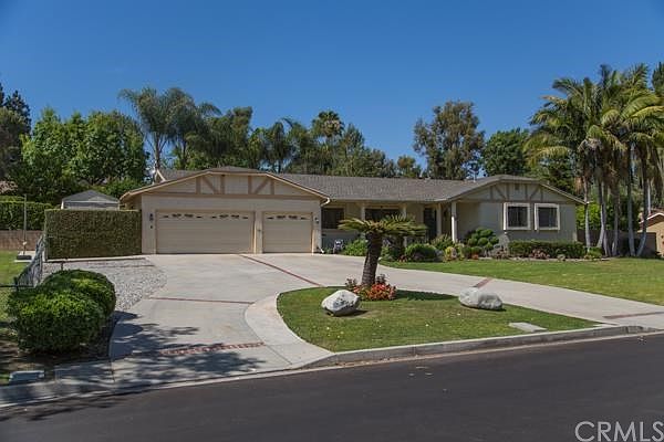 1st image of 15259 Las Flores Ave