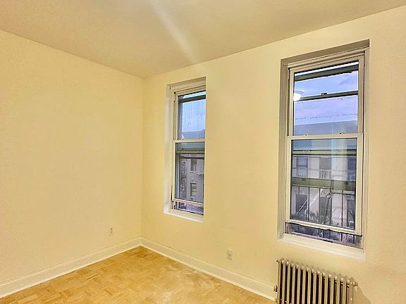 3rd image of 117 Christopher St APT 19