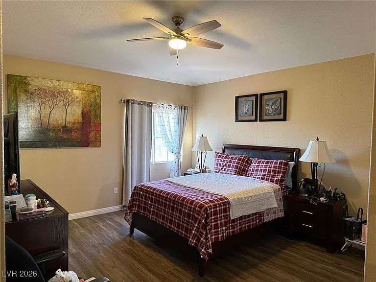 401 Amber Pine St #202 — Photo 8