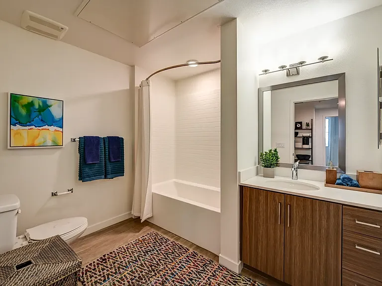 Castile Apartments — Photo 21