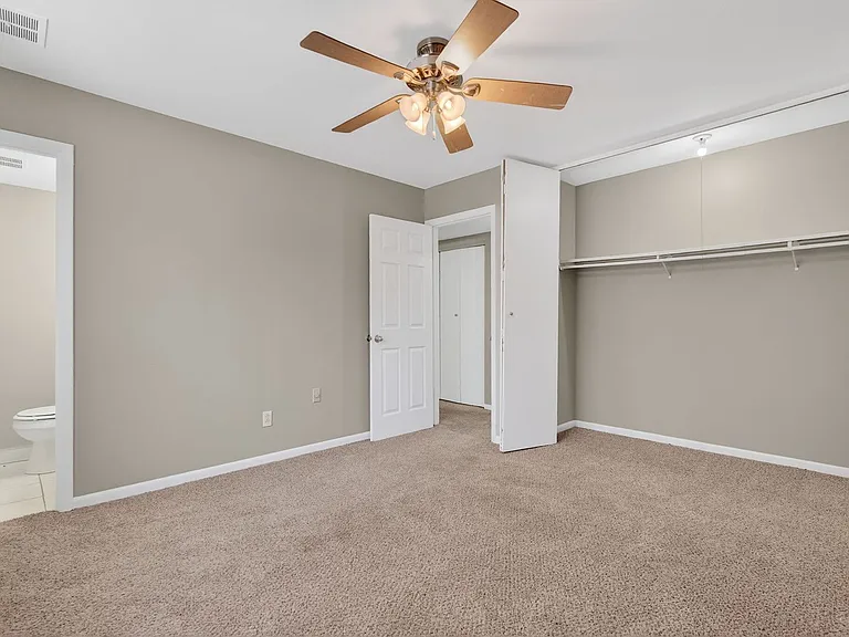 Brookview Apartments — Photo 36