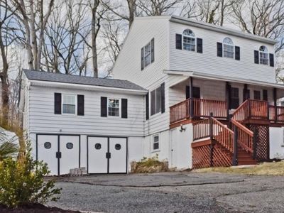41 Ithanell Rd, Hopatcong, NJ, 07843