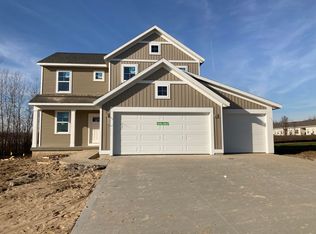 5857 Hemlock Dr SW, Grandville, MI 49418