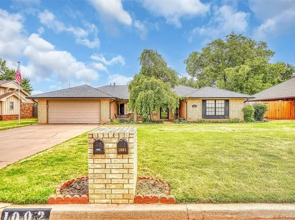 1002 Mac Dr, Elk City, OK 73644