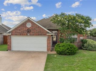121 Rugen Ln, College Station, TX 77845