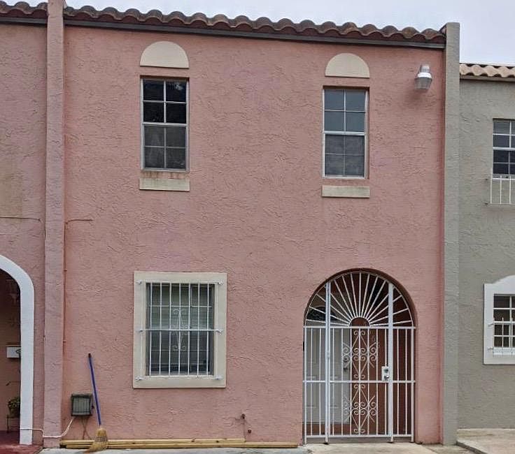 1st image of 5566 NW 170th St