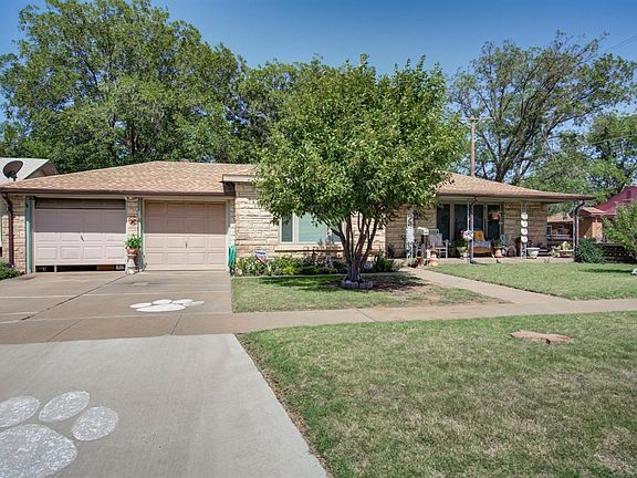 2nd image of 2105 Avenue K