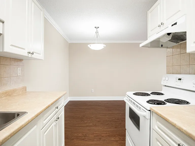 4390 Grange St — Photo 5