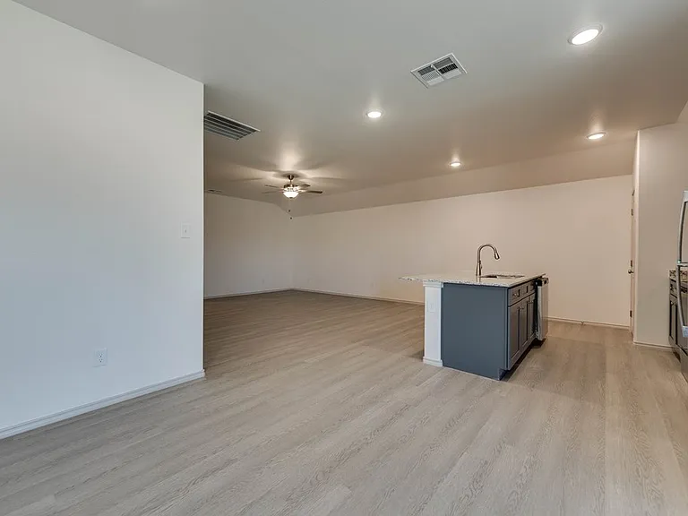 8210 E County Road 111 — Photo 10