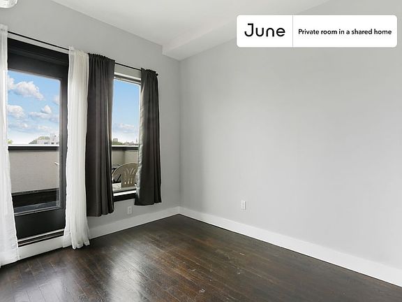 4th image of 444 Franklin Ave #4F-D