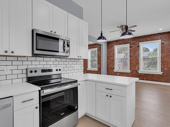 5th image of 3500 Magnolia Ave #2F