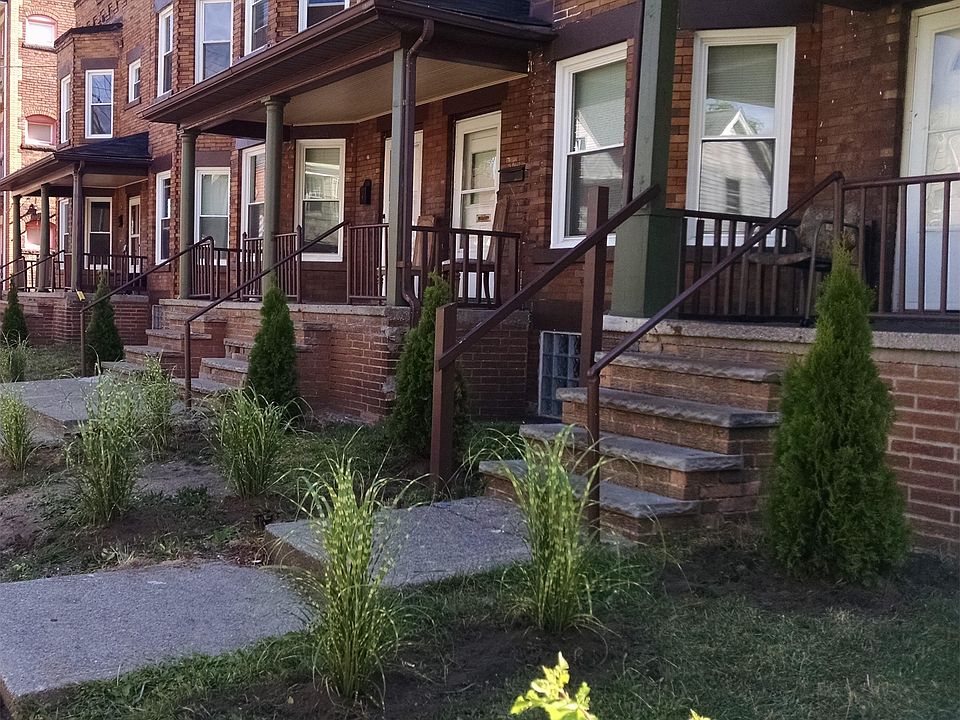 1st image of 1429 W 84th St