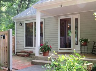 84 Fifer Ln, Lexington, MA 02420