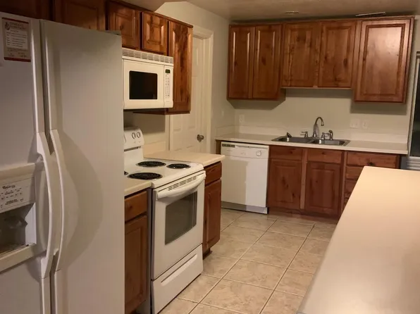 858 Camille Cir, Centerville, UT 84014