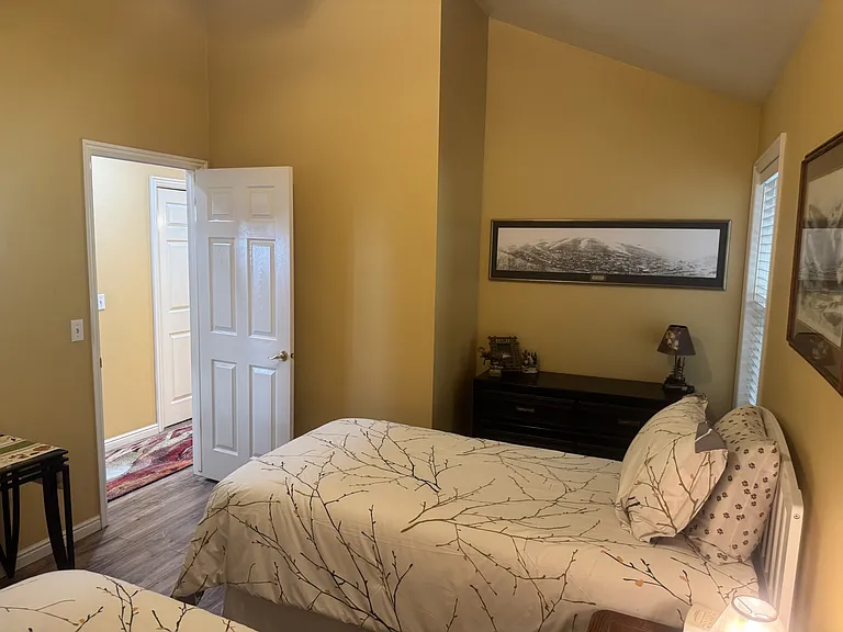 1004 Uri Ln #2 — Photo 11