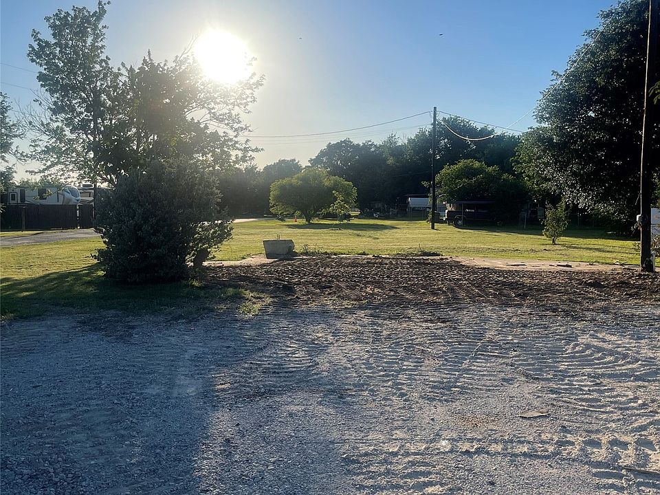 2nd image of 515 N Fm 2353