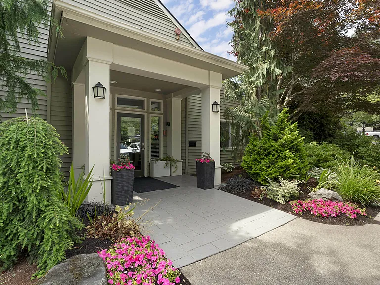 Leasing Office Entrance