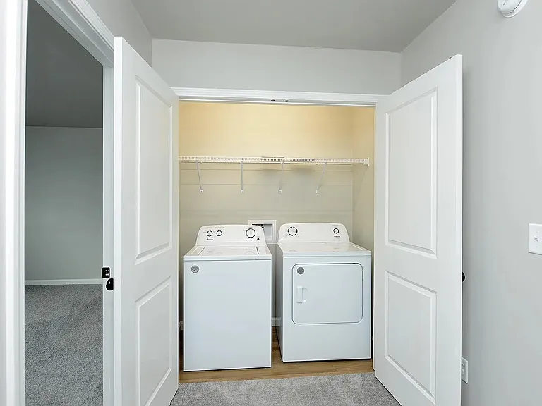 2383 Eagle Valley Dr S — Photo 9