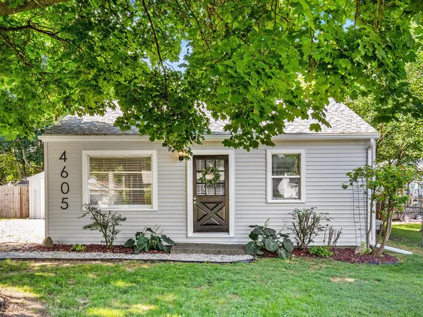 4605 Grove St, Holt, MI 48842