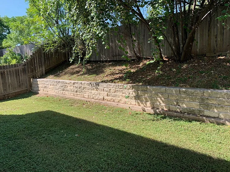5805 Loblolly Ln — Photo 15