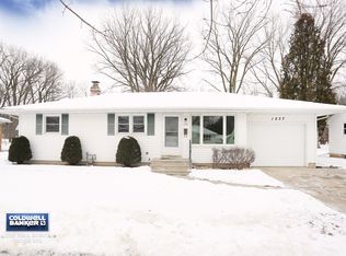 1237 N Locust St, Green Bay, WI 54303