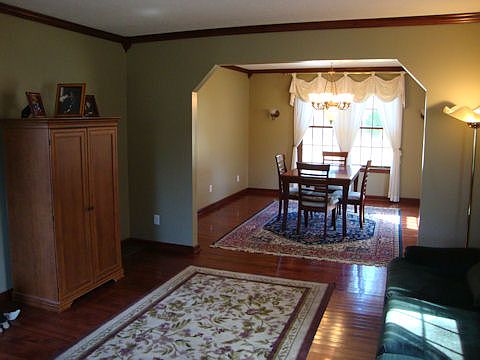 4th image of 92 Yaples Orchard Dr