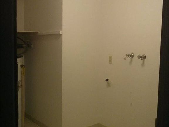 4th image of 3408 E 18th St #B