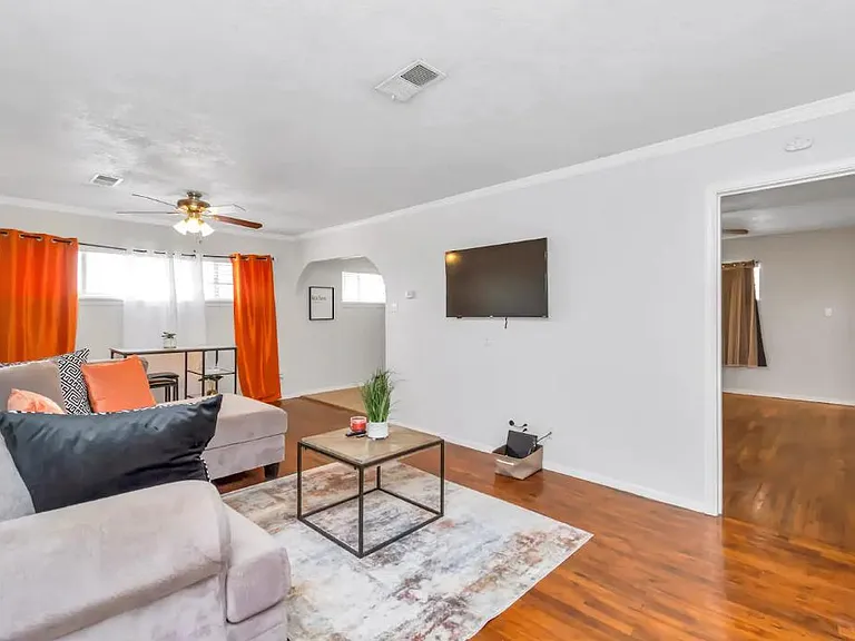 2128 Oakdale St #14 — Photo 13