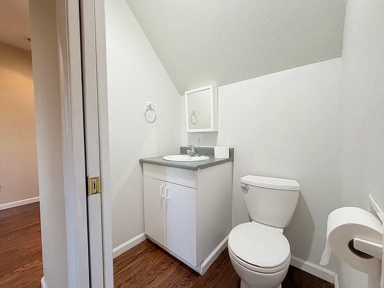 9810 Isabelle Rd — Photo 19