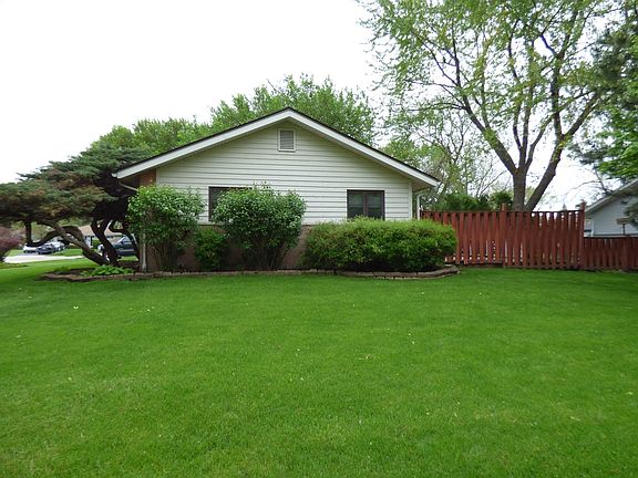 4th image of 505 Lincoln Dr
