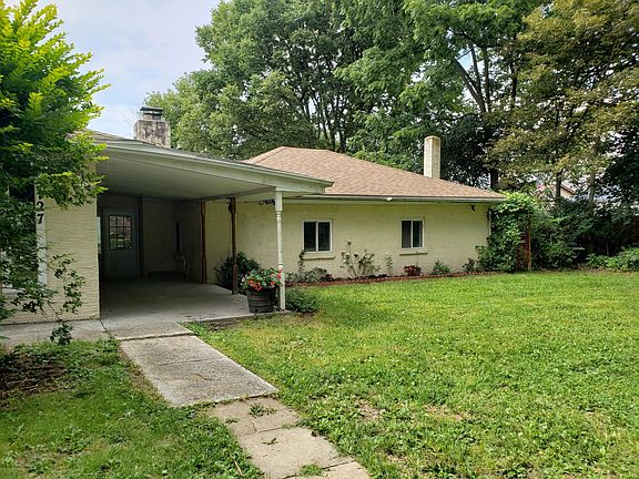 3rd image of 3127 B Ave