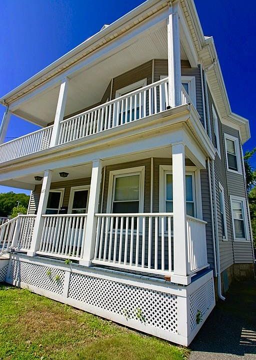 1st image of 420 Essex St #2