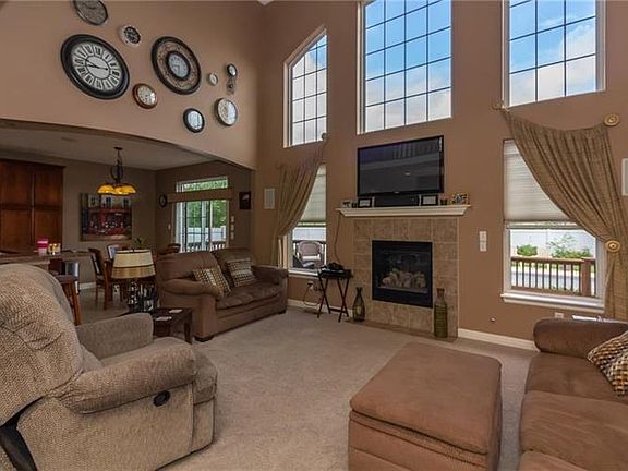 4th image of 5021 Oak Farm Dr