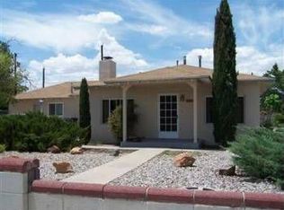 2611 Los Tomases Dr NW, Albuquerque, NM 87107