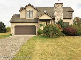 2235 Arch Rd, Eaton Rapids, MI 48827