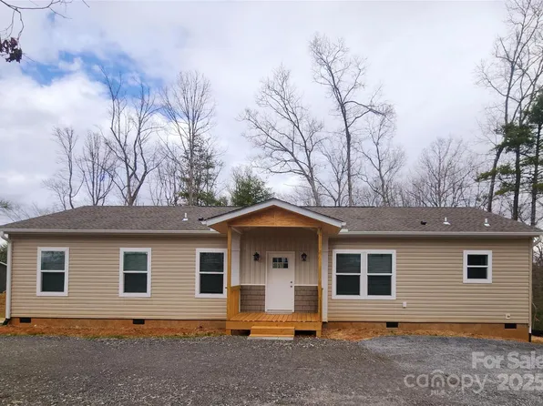 212 Walnut Branch Rd, Weaverville, NC 28787