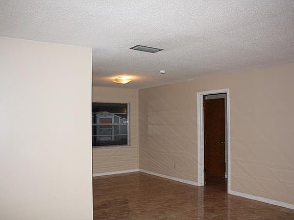 2nd image of 7432 Tufts Ct