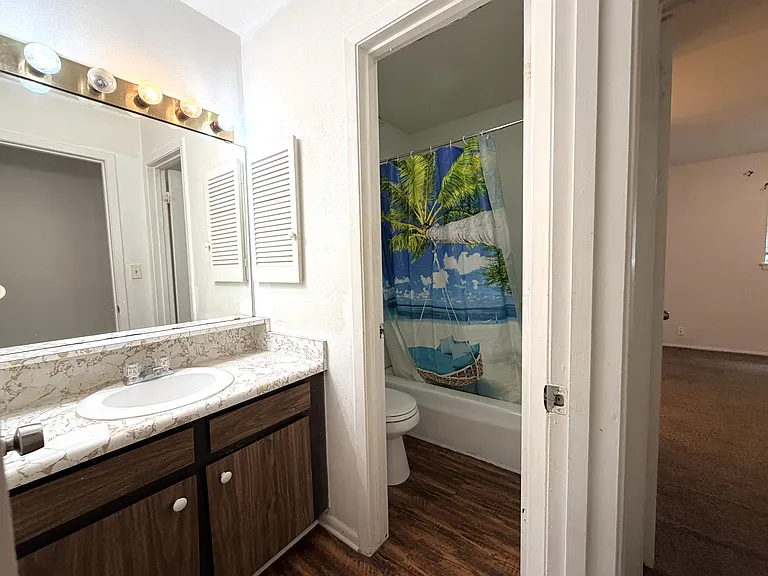 4915 Sierra Madre Dr — Photo 5