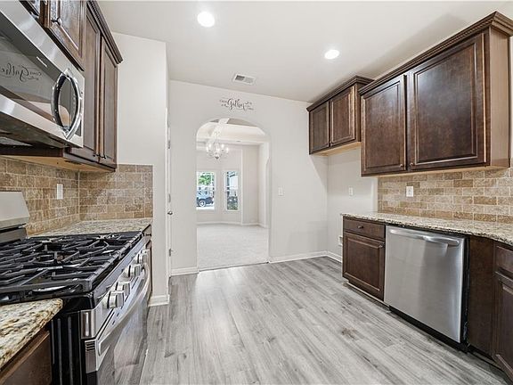 5th image of 1671 Stone Meadow Rd
