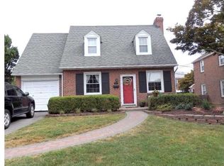 609 Willowbrook Rd, Havertown, PA 19083