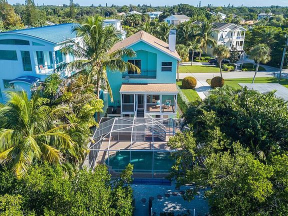 5th image of 476 Island Cir
