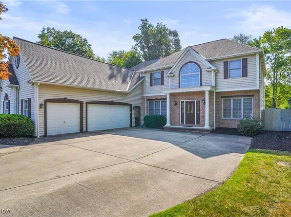 2053 Sperrys Forge Trl, Westlake, OH 44145