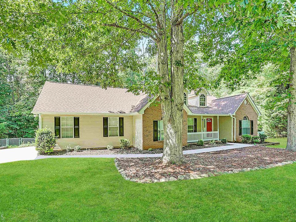 1st image of 1001 Herb Ct