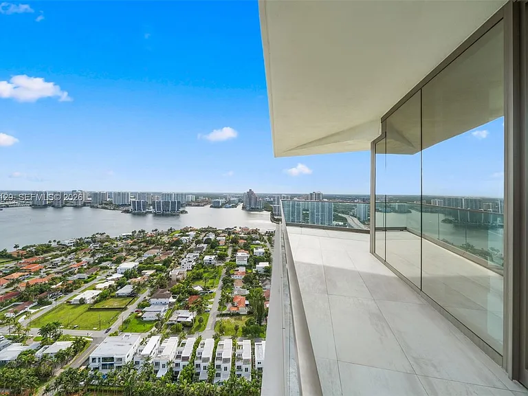 18975 Collins Ave #3205 — Photo 15