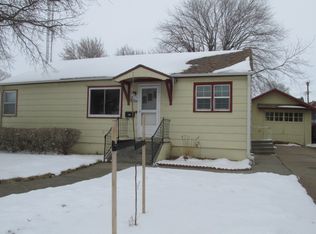 918 17th St, Gothenburg, NE 69138