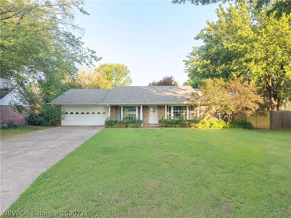1st image of 2636 Enid Pl