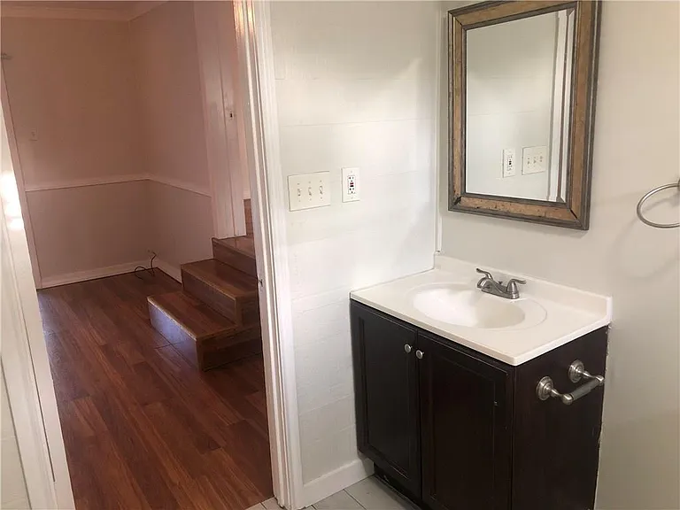 6011 Sheridan Ave — Photo 9